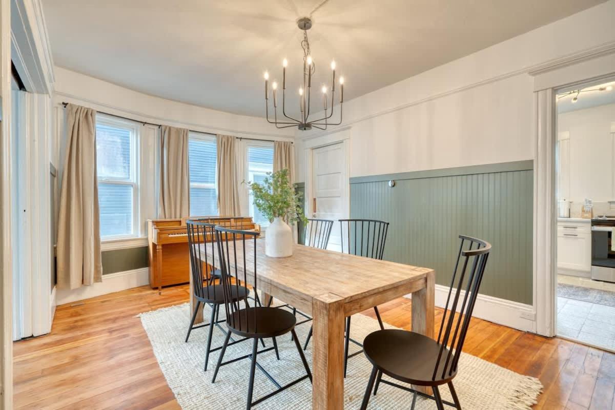 Holiday home - Renewed 1910 Classic Craftsman - 95 Walkscore Portland